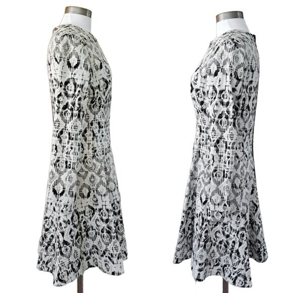 NEW LEILA ROSE Long Sleeve Reversible Seamed Fit & Flare Dress Sz 10 Black Ivory - Picture 6 of 14